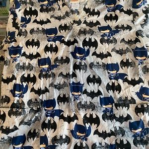 Justice League (C) Chibi Batman Scrub Top